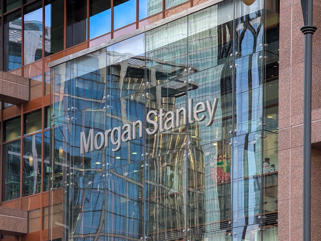 «Ταύρος» η Morgan Stanley για το Ελληνικό Χρηματιστήριο – Ποιες δύο μετοχές προτιμά και γιατί