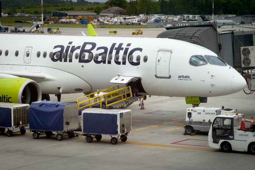 AirBaltic: Ο πόλεμος και τα καύσιμα-φωτιά έφεραν την προσφυγή σε πτώχευση