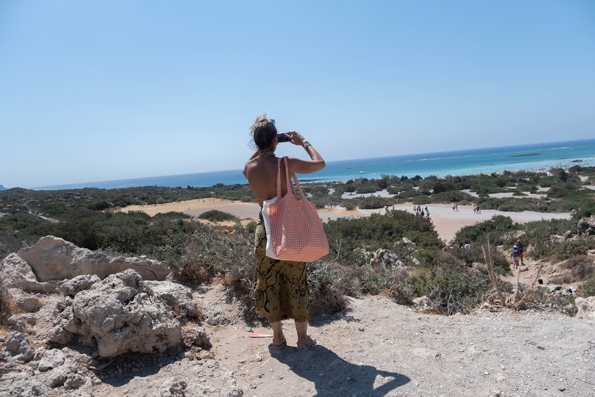 Κρήτη: Παράταση της τουριστικής σεζόν έως τον Νοέμβριο με εκπτώσεις έως 40% στα ταξιδιωτικά πακέτα