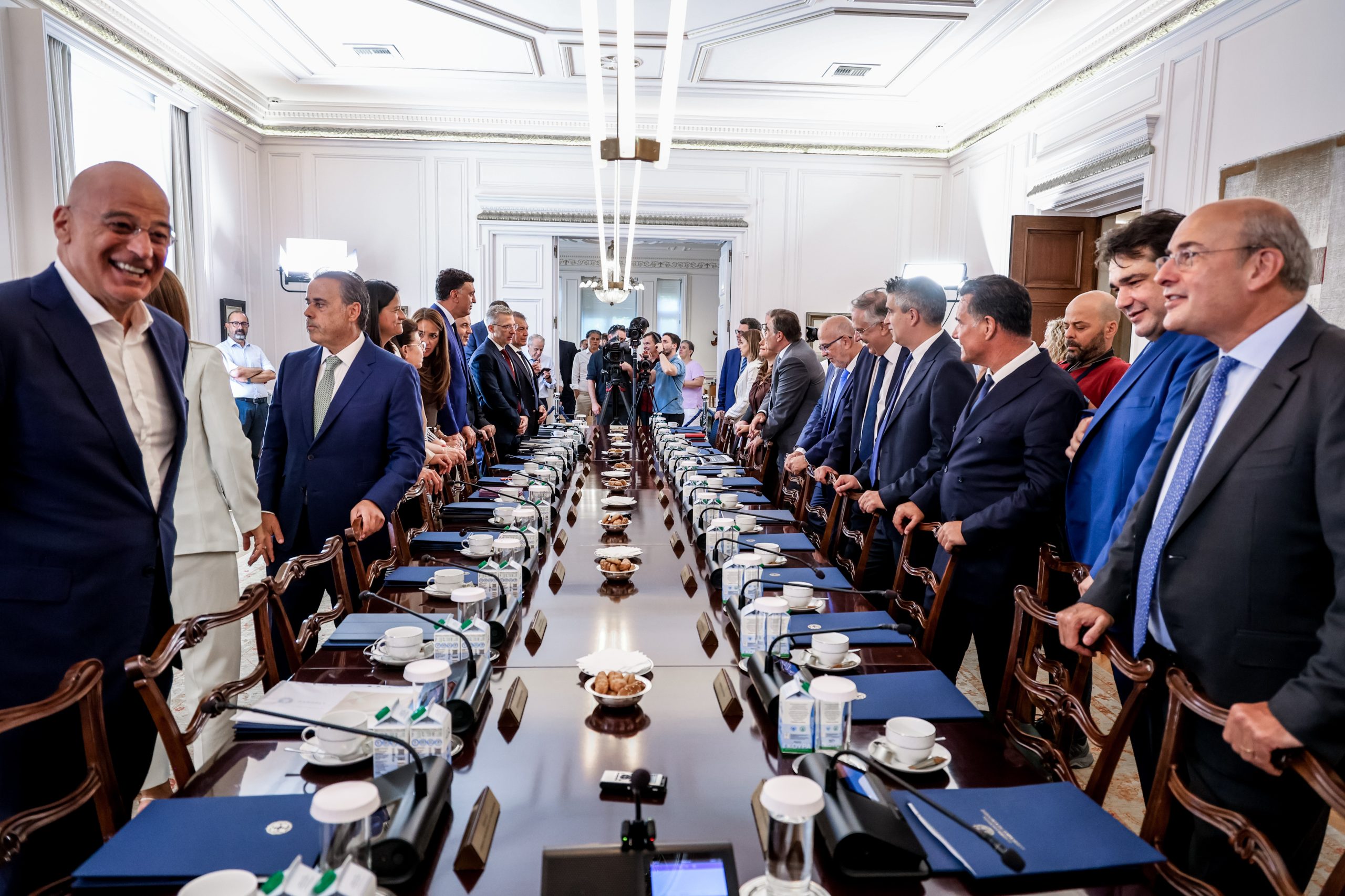 Ποιοι είναι οι πιο πετυχημένοι υπουργοί της κυβέρνησης;