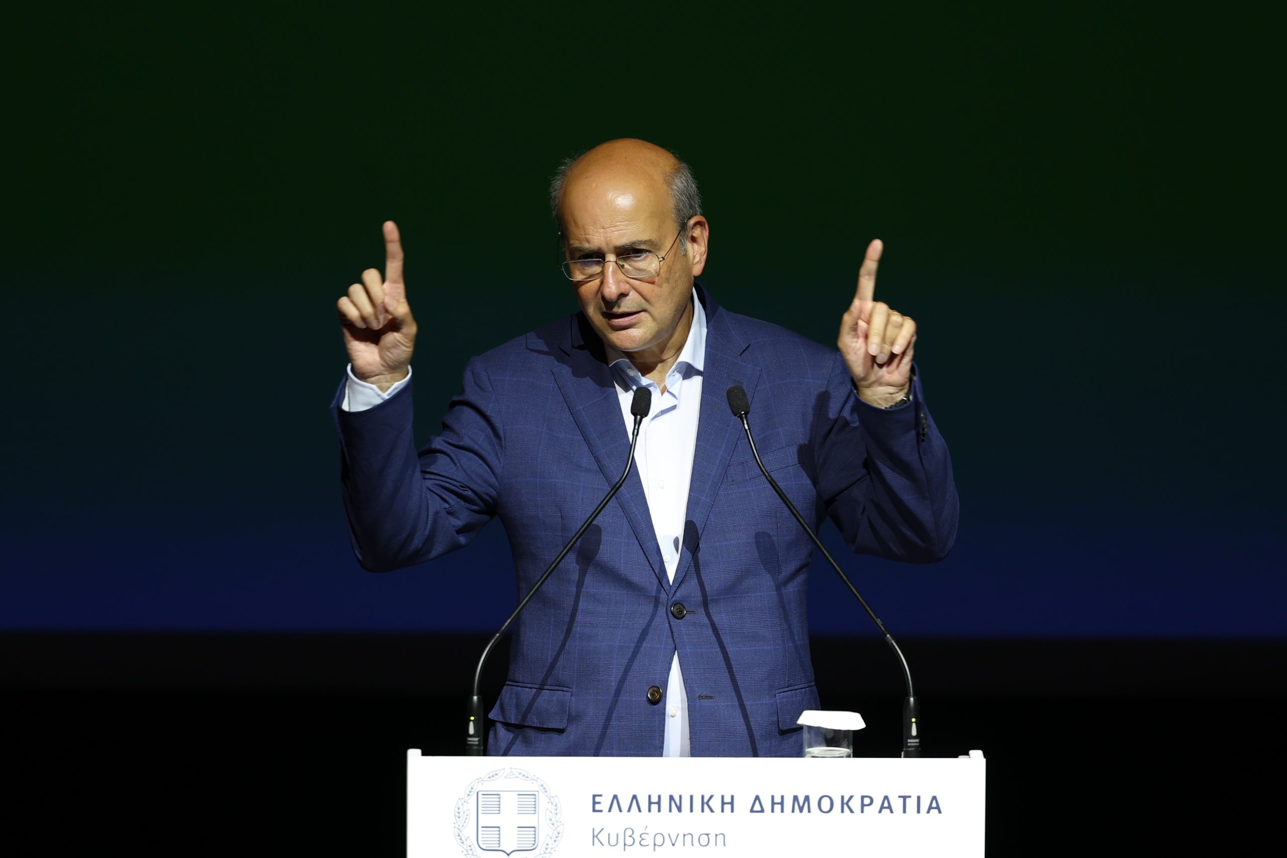 Χατζηδάκης: Όσο ανεβαίνει η οικονομία, θα ανεβαίνει και η στήριξη της κοινωνίας