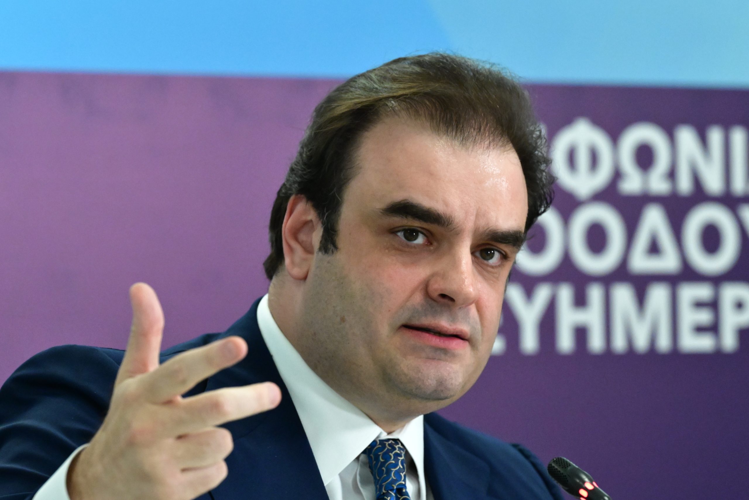 Πιερρακάκης: «Έχουμε εφεδρείες» για νέα μέτρα σε καύσιμα και ενέργεια
