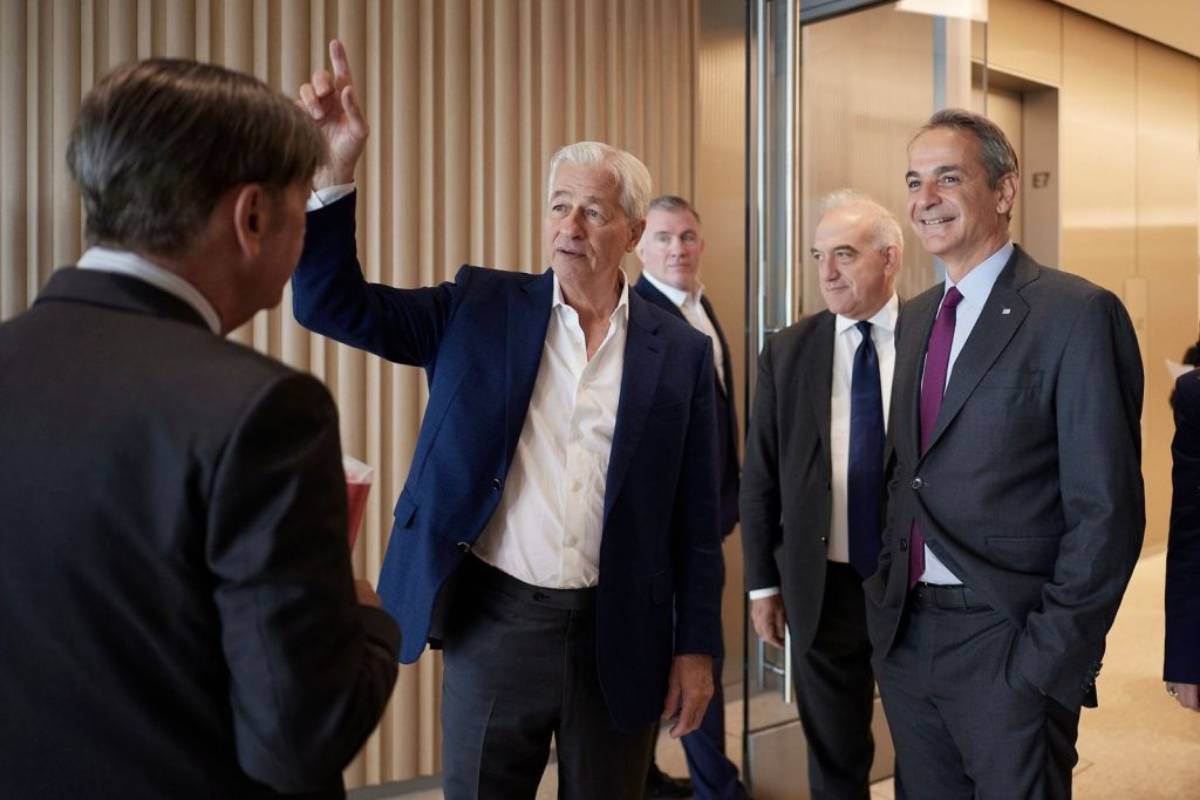 Μητσοτάκης – Ντάιμον: Στο επίκεντρο η ελληνική οικονομία και η ανταγωνιστικότητα της Ευρώπης