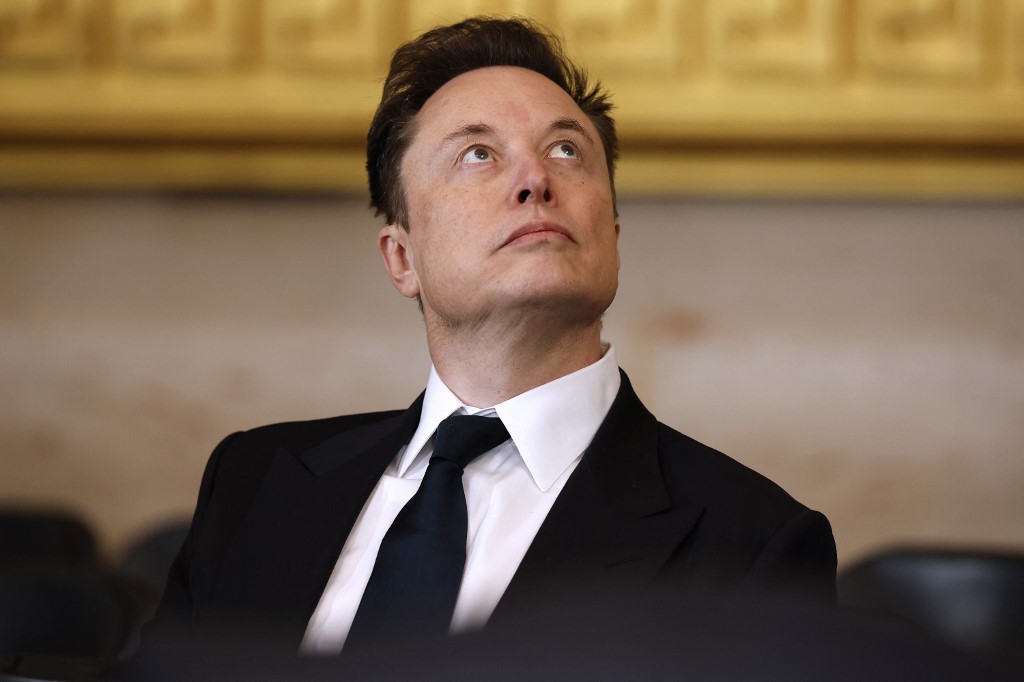 Έλον Μασκ: Στο τραπέζι η mega συγχώνευση Tesla και SpaceX – Το στοίχημα των 3,5 τρισ. δολαρίων