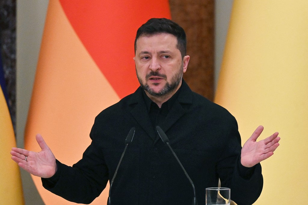 Ζελένσκι: Επιστροφή στα πλήγματα κατά διυλιστηρίων και νέα σύγκρουση με τον Τραμπ