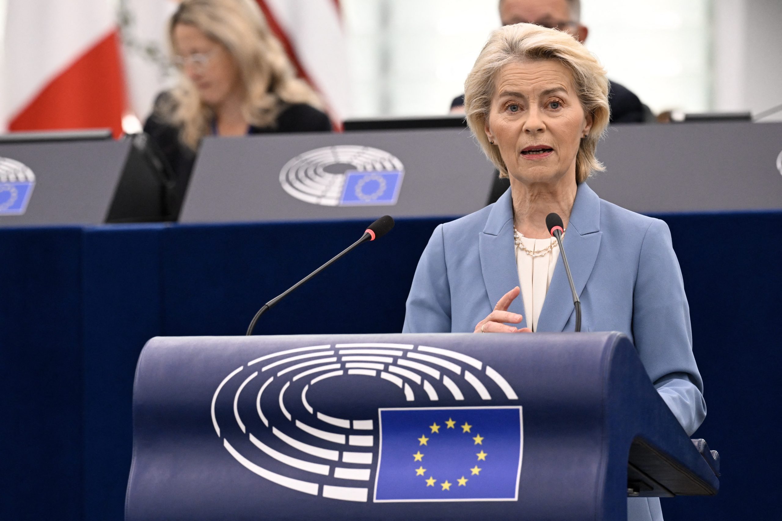 ΕΕ: Έκτακτο μηχανισμό για την εργαλειοποίηση της μετανάστευσης ζητά η Φον ντερ Λάιεν