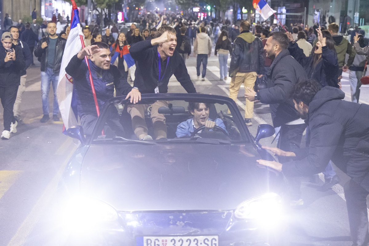 Τα πρόσωπα της «Φοιτητικής Λίστας» στη Σερβία: Ο Μποντιρόγκα, οι διανοούμενοι και το κίνημα που «γκρέμισε» τον Βούτσιτς