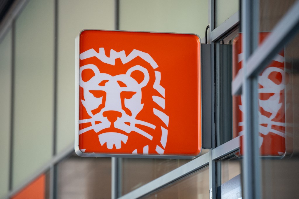 ING: «Μαχαίρι» σε 400 θέσεις εργασίας μετά το «στραβοπάτημα» στα κέρδη