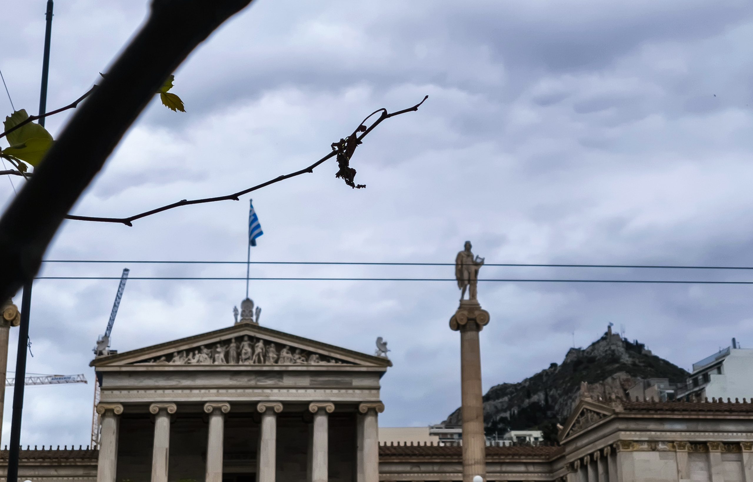 Καιρός: Καλοκαιρία έως την Τετάρτη, ισχυρές καταιγίδες από την Πέμπτη