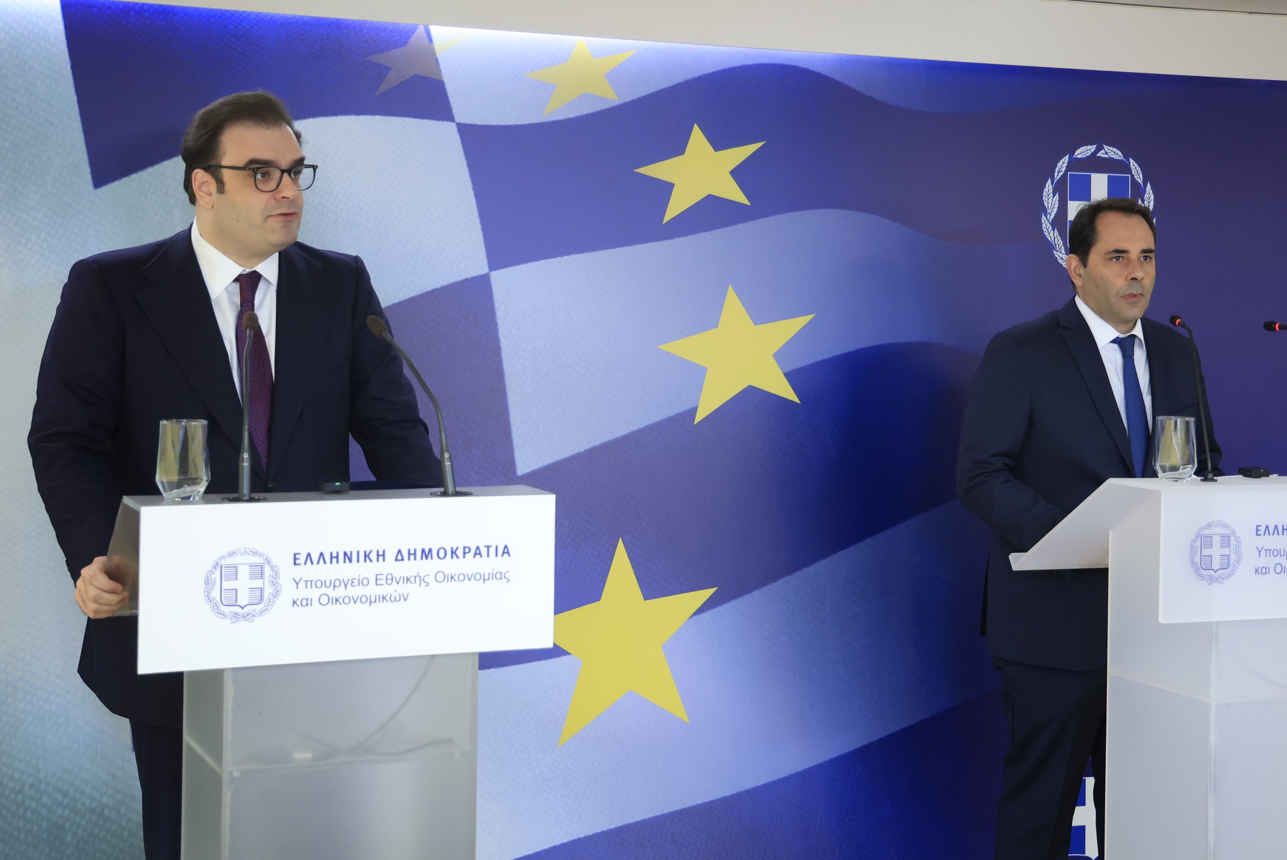 Προϋπολογισμός 2027: Όλα τα μέτρα για μισθούς, συντάξεις, φόρους, στέγη και ρεύμα