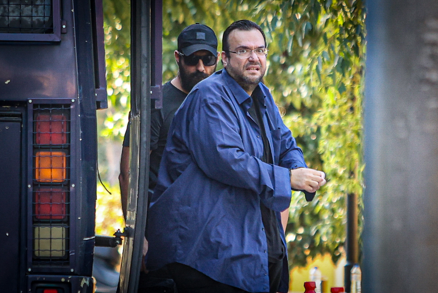 Υπόθεση ΕΦΚΑ: Προφυλακιστέοι ο Φίλιππος Καμπούρης και η σύζυγός του