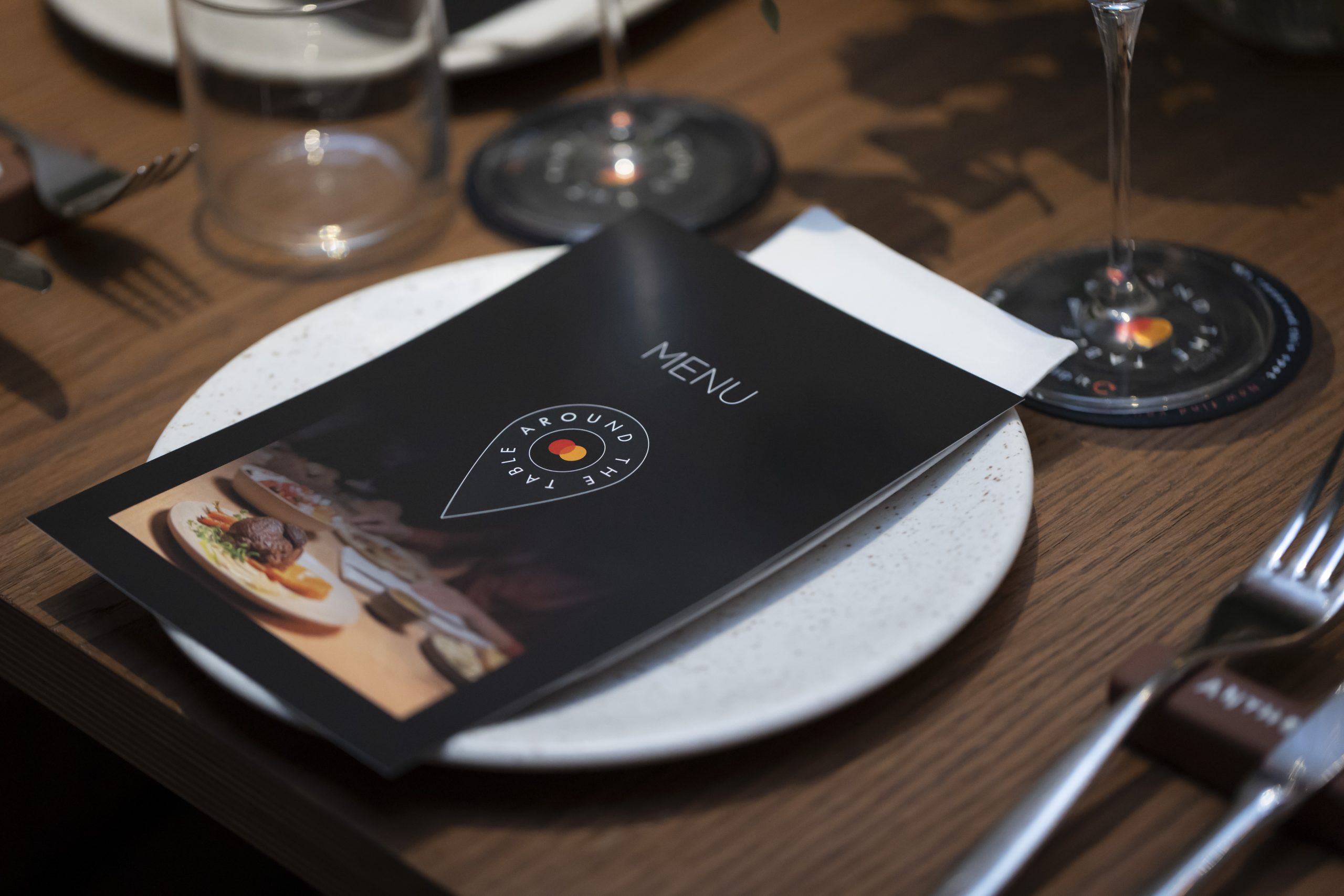 Around the table 2026: Η Mastercard σε προσκαλεί να ανακαλύψεις τη γαστρονομική πλευρά της Αθήνας