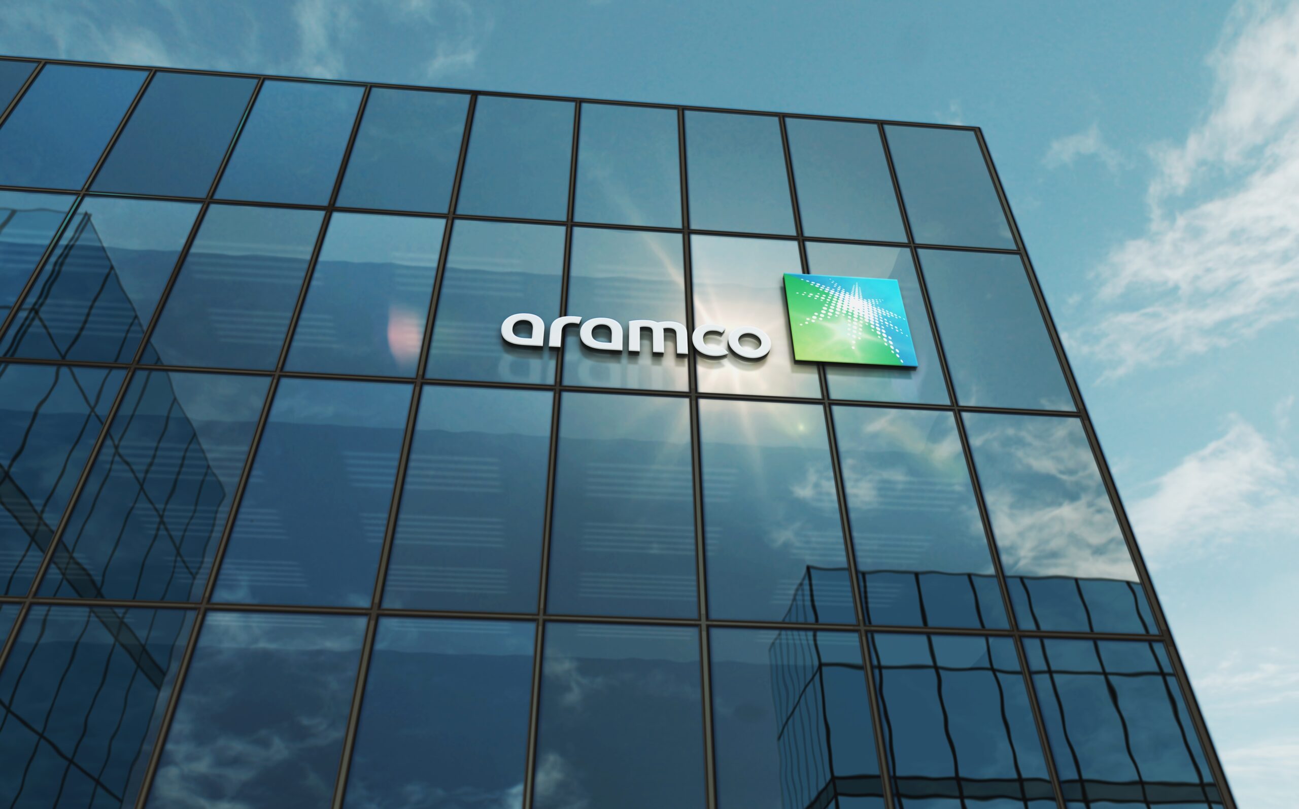 Συναγερμός στη Saudi Aramco: Εντολή εκκένωσης των κεντρικών γραφείων μετά τις επιθέσεις των Χούθι