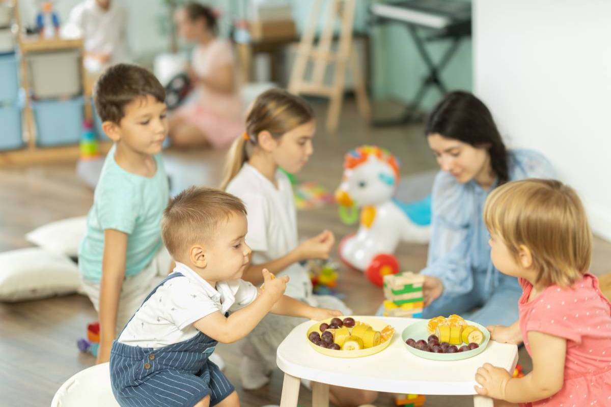 Παιδικοί σταθμοί: Από τα 2 έτη η ένταξη – Περισσότερες θέσεις σε Αττική και Θεσσαλονίκη