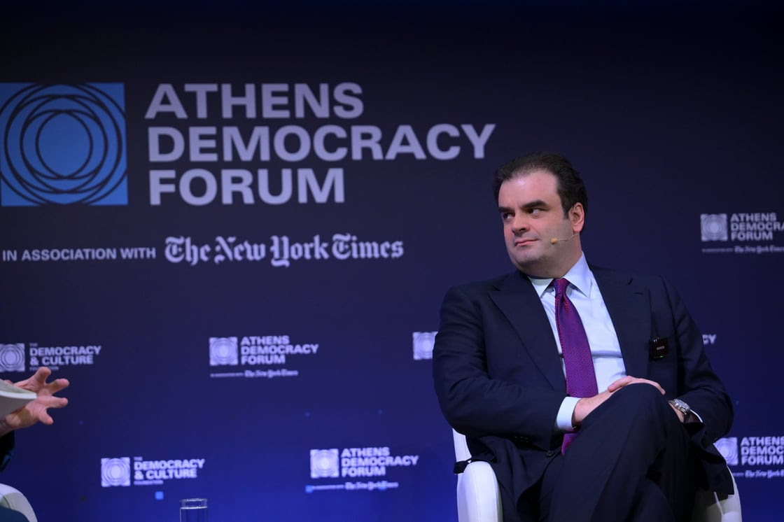 Πιερρακάκης: «Κανένα κράτος δεν είναι αρκετά ισχυρό για να διαχειριστεί μόνο του την AI»